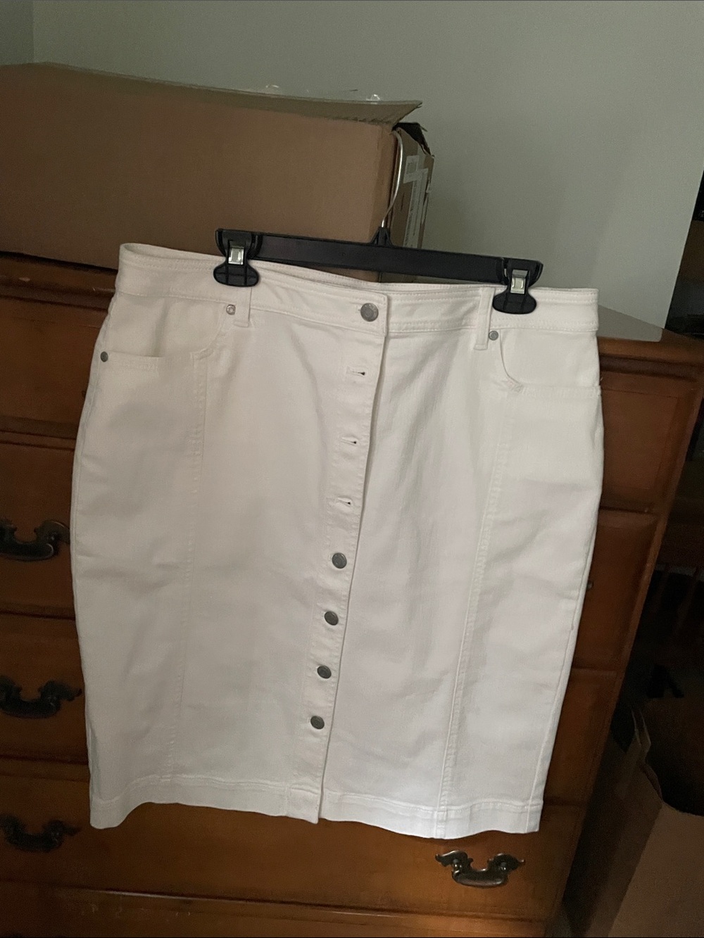 Talbots White Button-Front Pencil Skirt